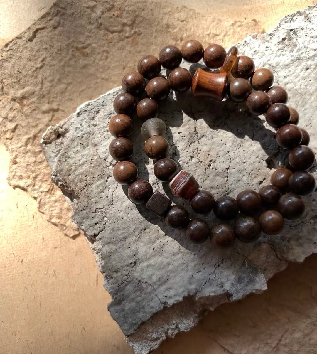 The Complete Guide to Wooden Bead Bracelets: Style, Care & Meaning