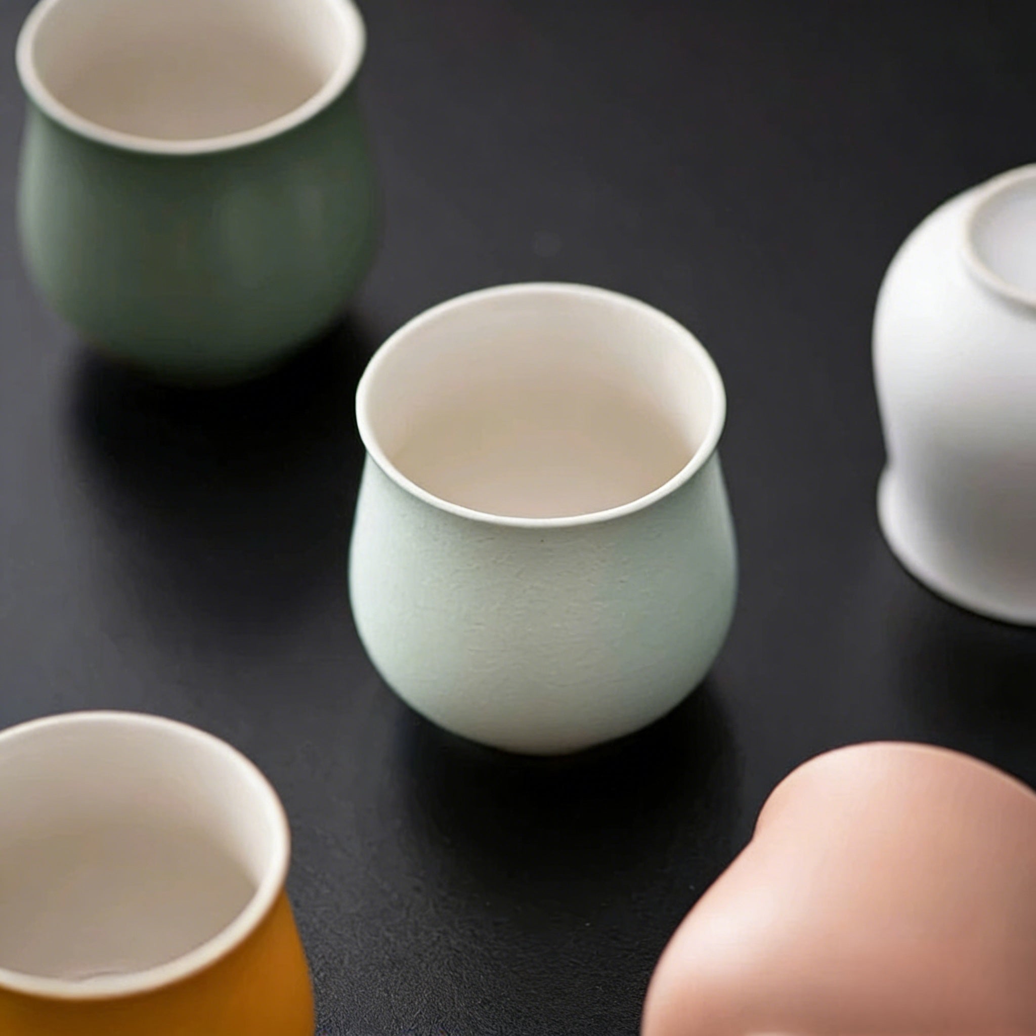  Seekcase | Find Your Vibe: Vivid, Wabi-Sabi & Vintage Coffee Cups
