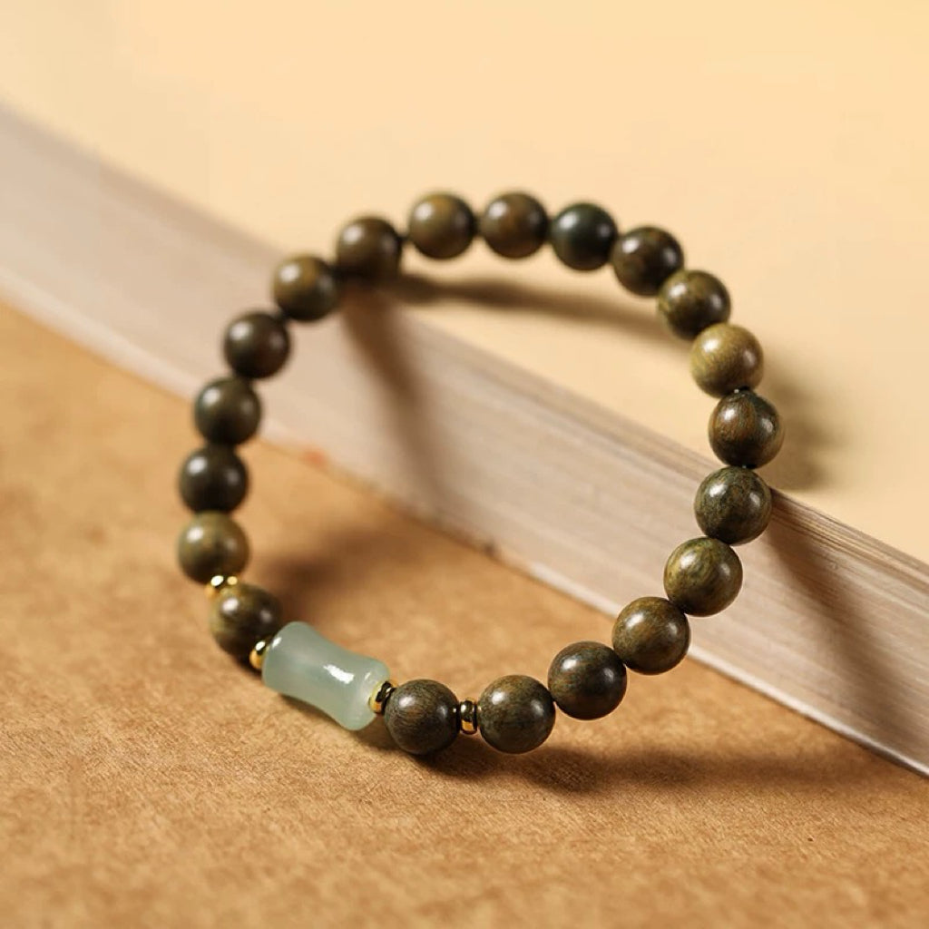 Green Sandalwood Jade Bracelet : - Seekcase