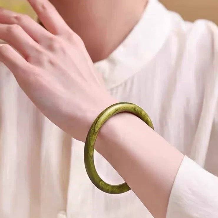 Breathing Wood Bracelet – Living Green Sandalwood : - Seekcase