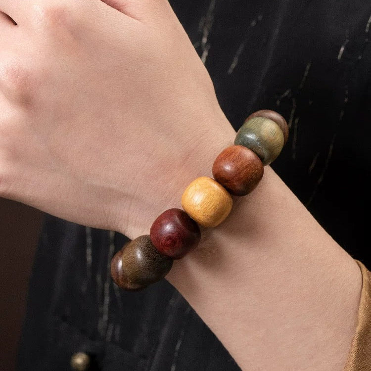 15-Types Sandalwood Bracelet : - Seekcase