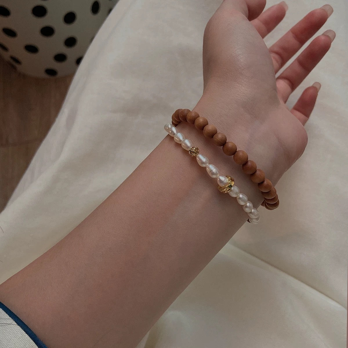 Pearl & Sandalwood Dual Loop Bracelet : - Seekcase