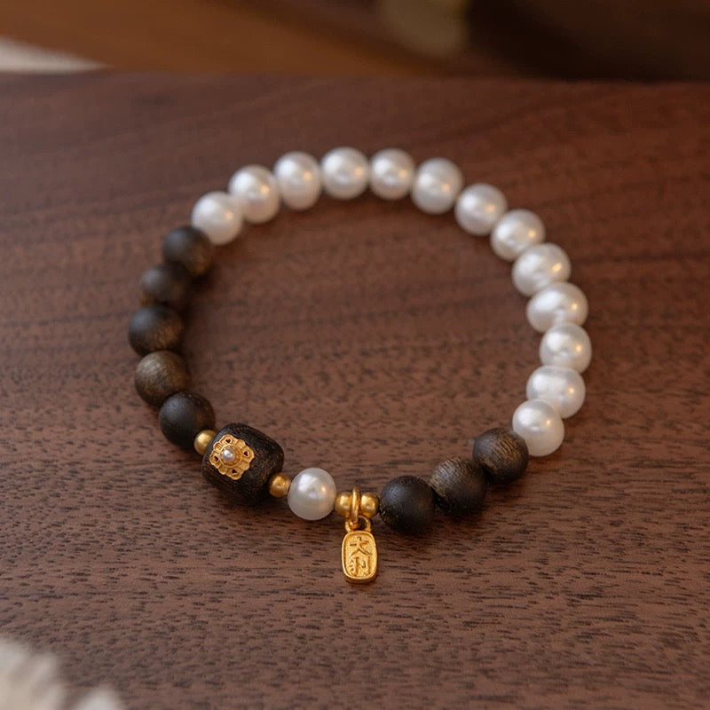 Pearl & Agarwood Serenity Bracelet : - Seekcase