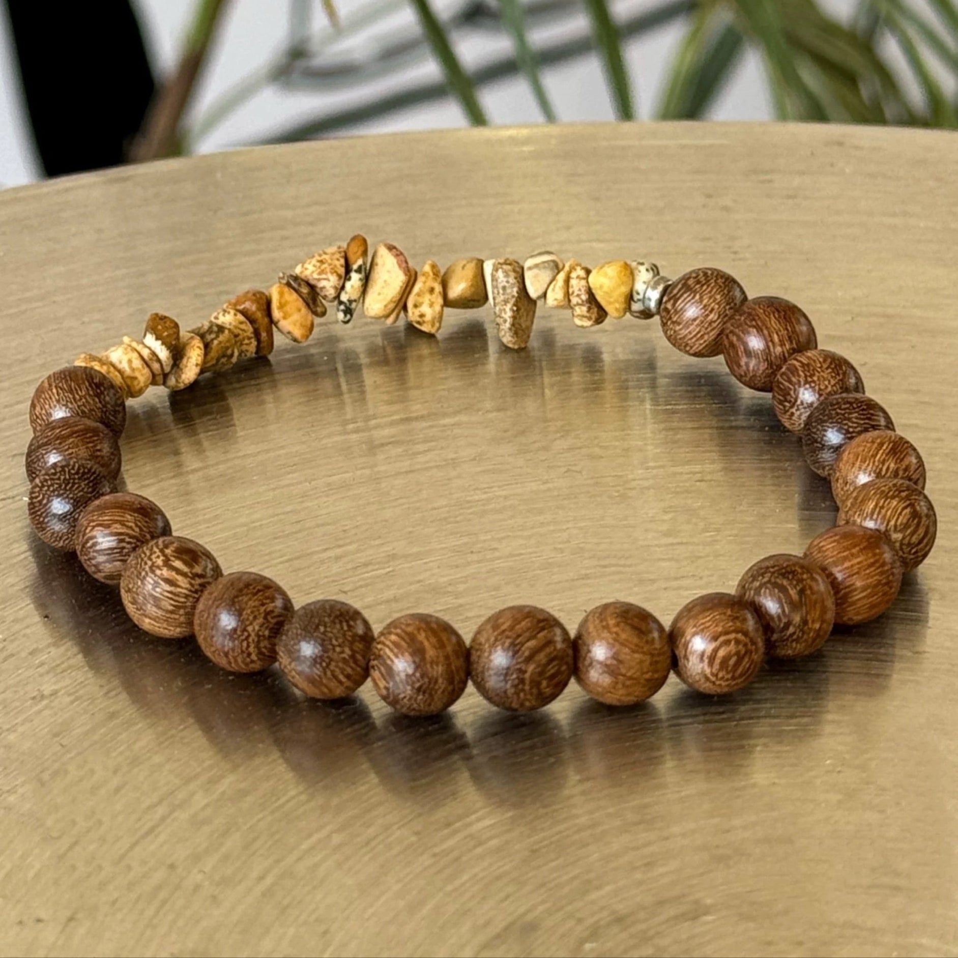 Sandalwood Chip Serenity Bracelet : - Seekcase