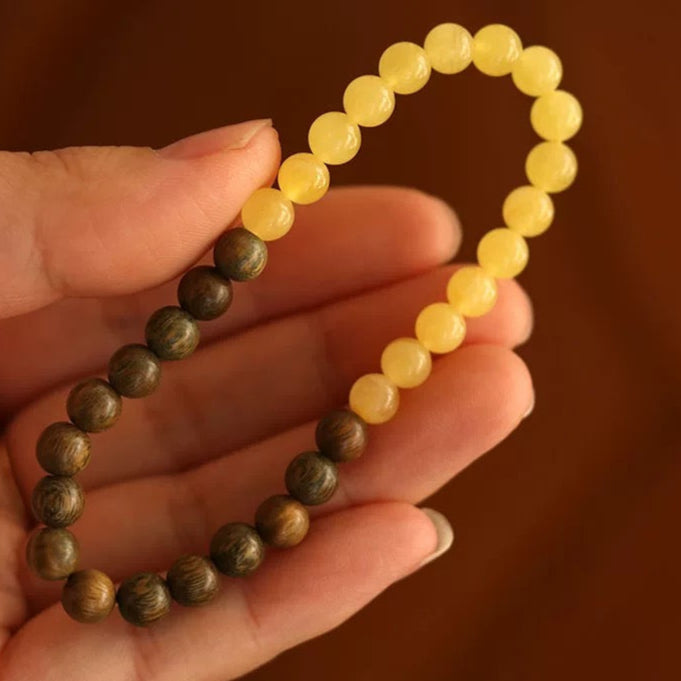 Green Sandalwood & Amber Harmony Bracelet : - Seekcase