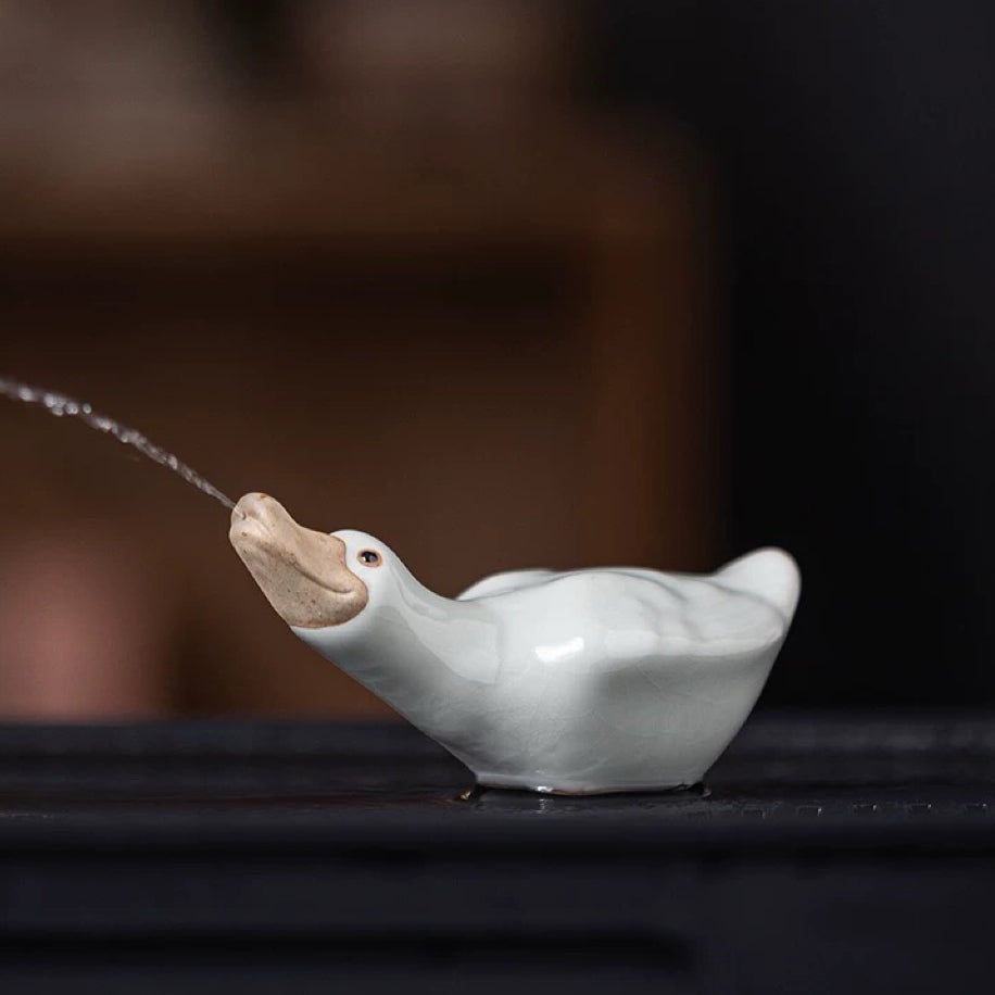 Squirting Tea Pets : Blue Duck Tea Pet - Seekcase