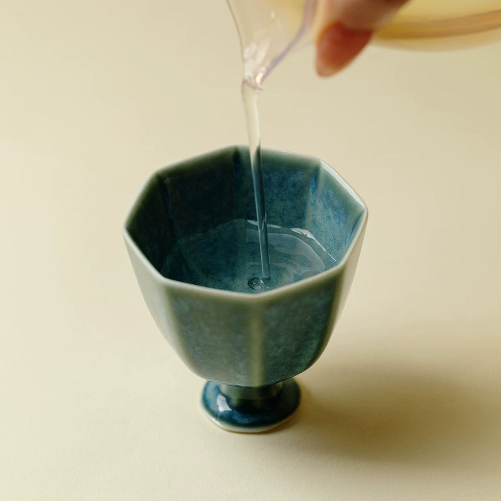 The Geometric Pillar Stemmed Sake Cup 70ml : - Seekcase