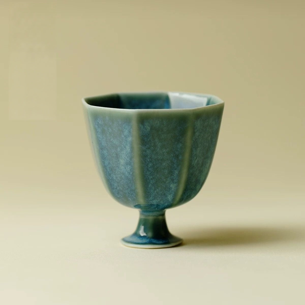 The Geometric Pillar Stemmed Sake Cup 70ml : - Seekcase
